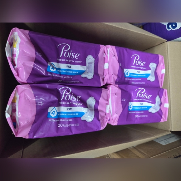 Poise Fresh Protection Pads | Bundle of 4 - Picture 1 of 3